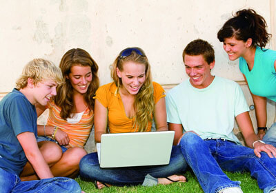 亚特兰大逆转胜佛罗伦萨，取得关键胜利